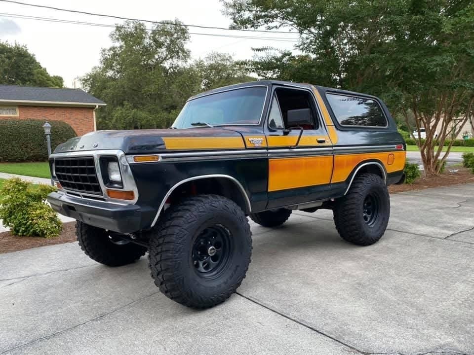 Ford-Bronco-1979-9