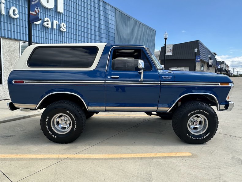 Ford-Bronco-1979-Blue-Metallic-Blue-12