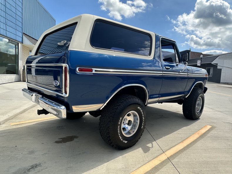 Ford-Bronco-1979-Blue-Metallic-Blue-13