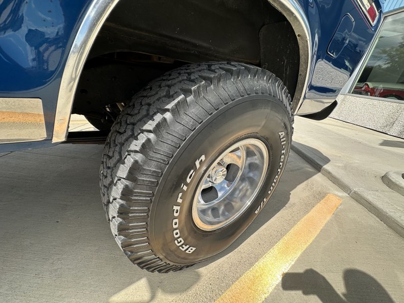 Ford-Bronco-1979-Blue-Metallic-Blue-21