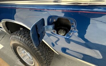 Ford-Bronco-1979-Blue-Metallic-Blue-3