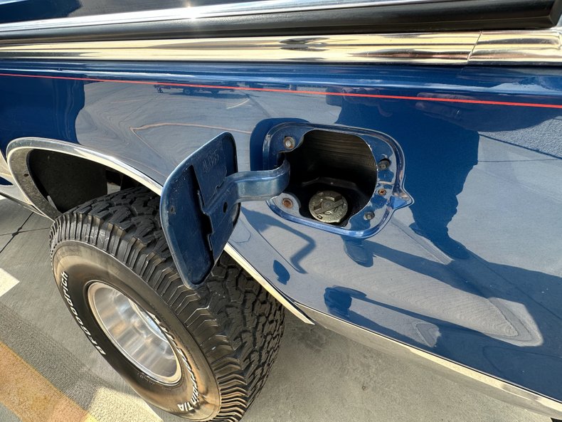 Ford-Bronco-1979-Blue-Metallic-Blue-3