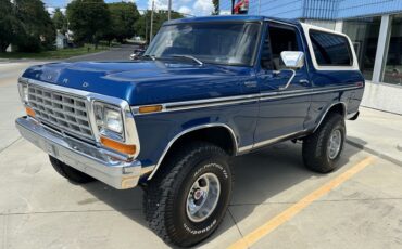 Ford-Bronco-1979-Blue-Metallic-Blue