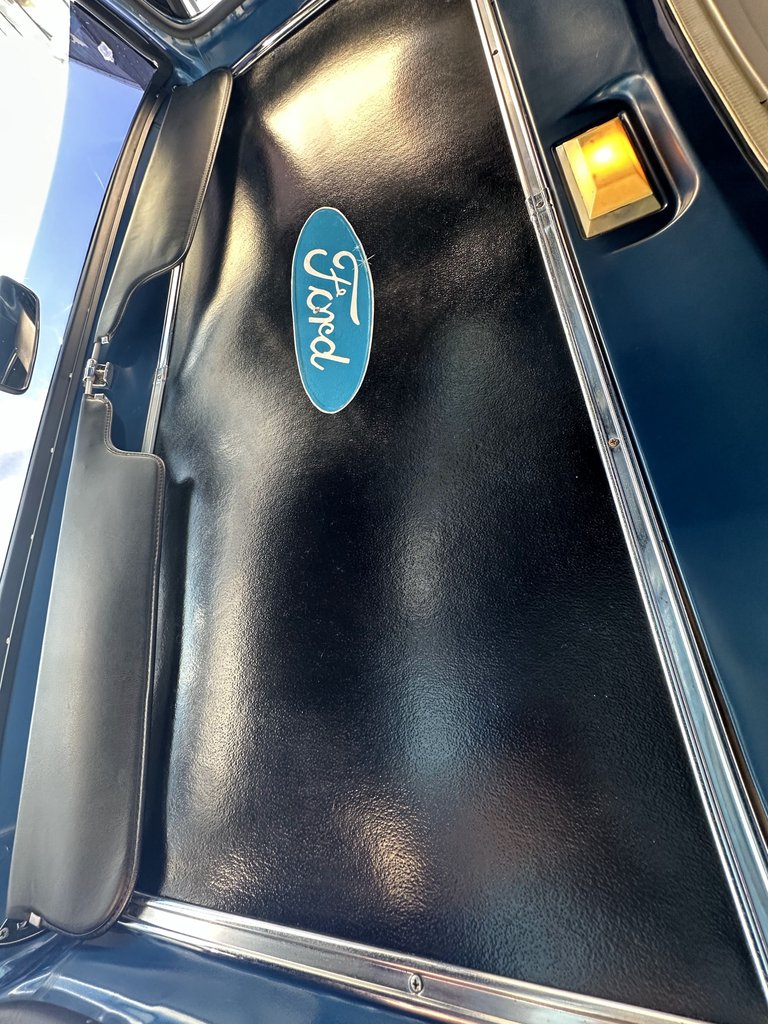 Ford-Bronco-1979-Blue-Metallic-Blue-39