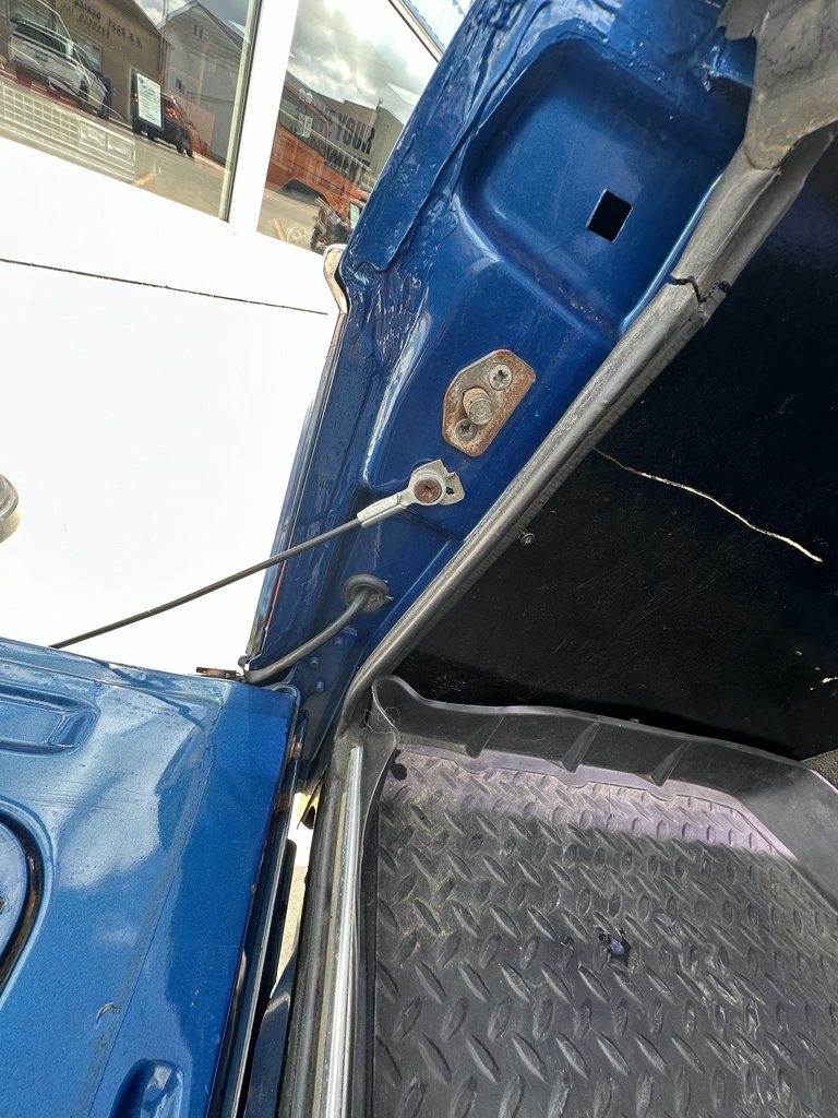 Ford-Bronco-1979-Blue-Metallic-Blue-42