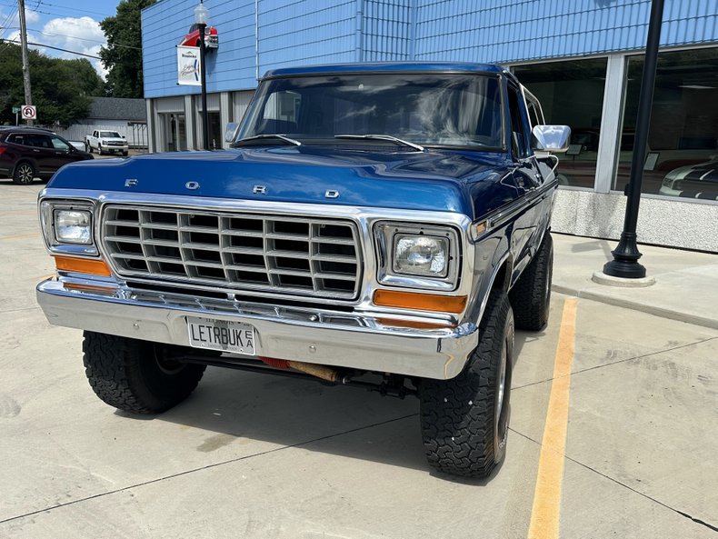 Ford-Bronco-1979-Blue-Metallic-Blue-5