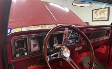 Ford-Bronco-1979-Red-Red-11