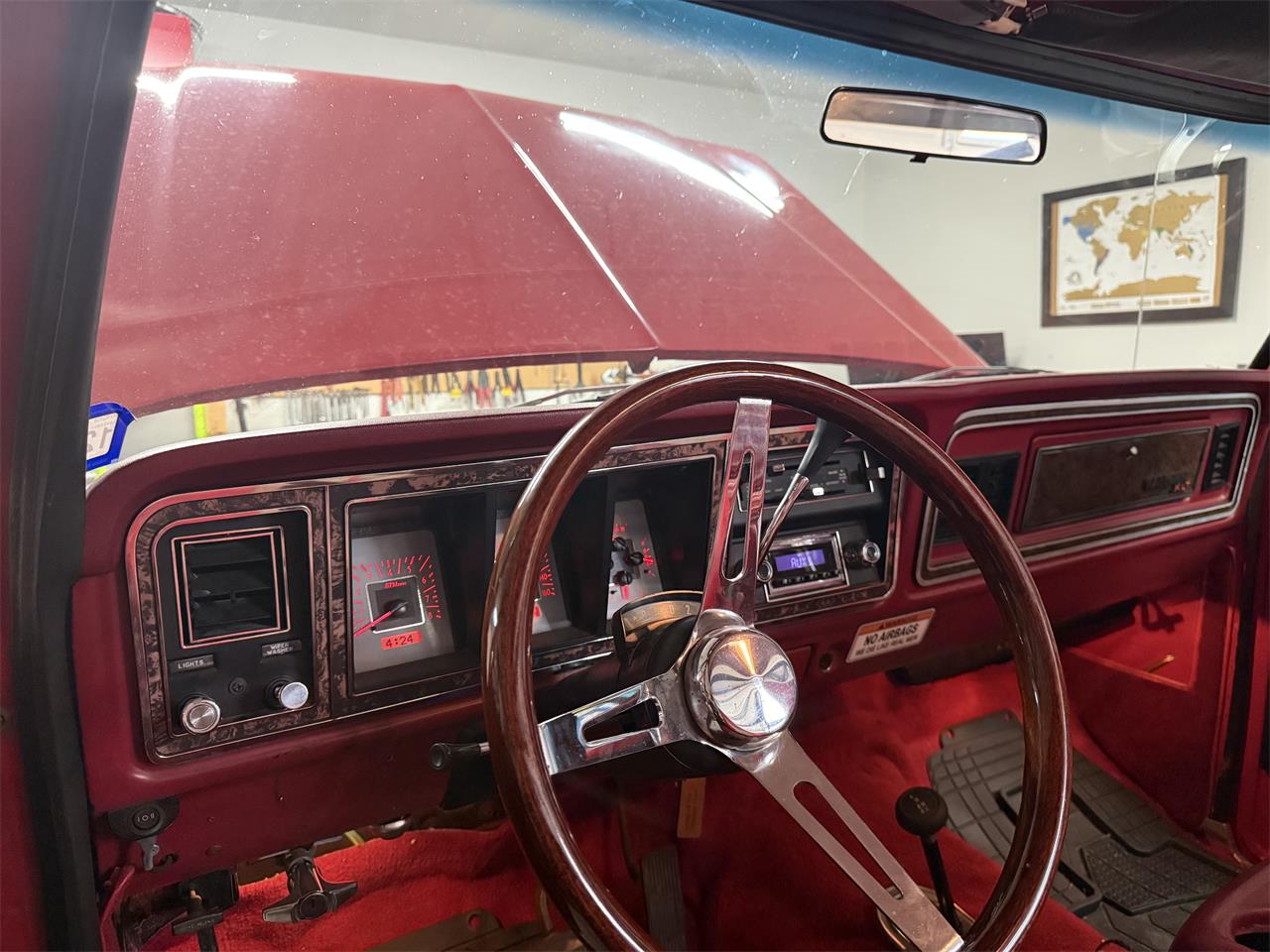 Ford-Bronco-1979-Red-Red-11