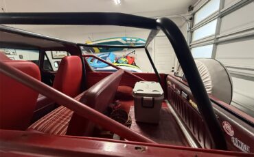 Ford-Bronco-1979-Red-Red-13