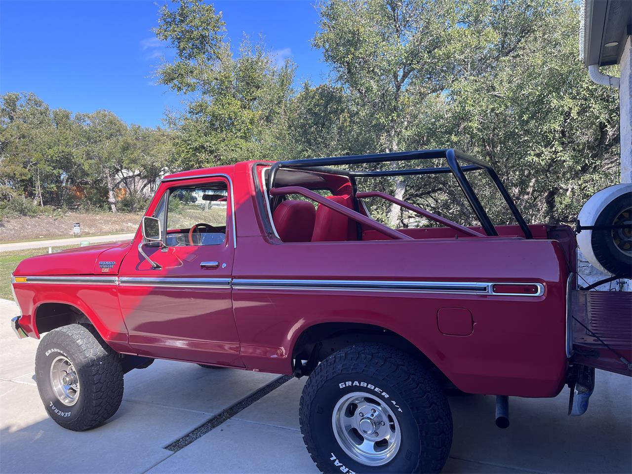 Ford-Bronco-1979-Red-Red-7