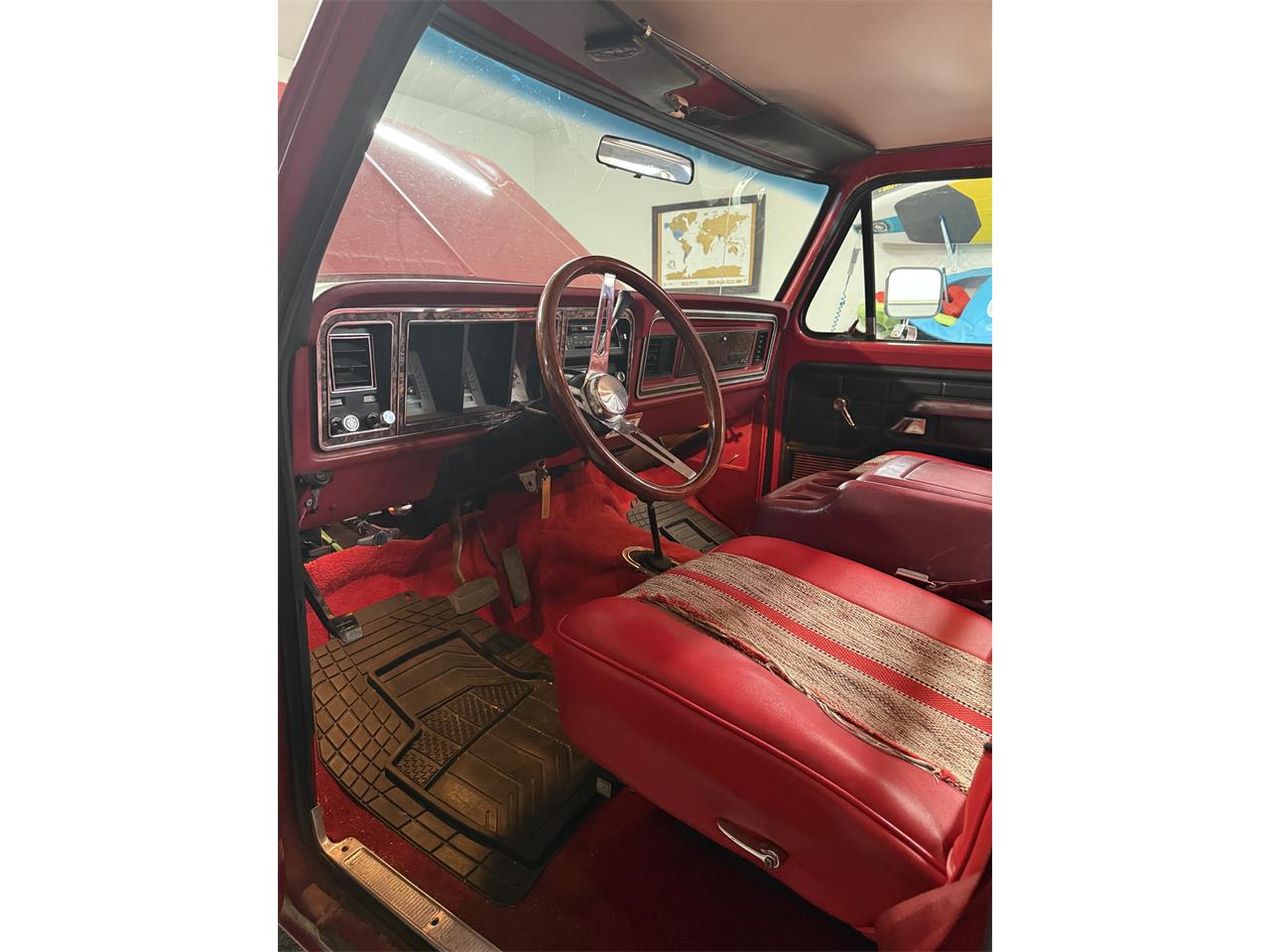 Ford-Bronco-1979-Red-Red-9