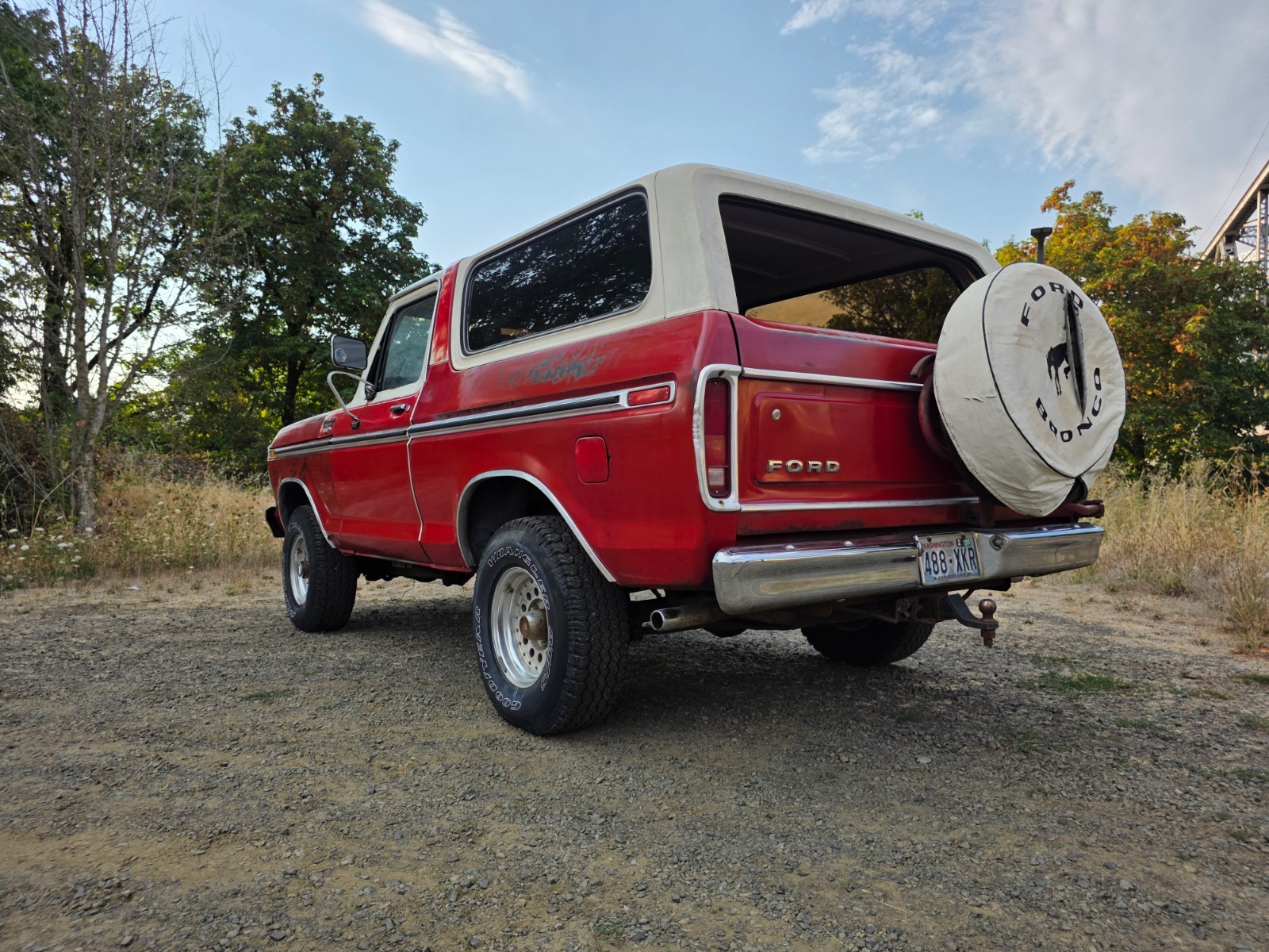 Ford-Bronco-1979-SUV-10