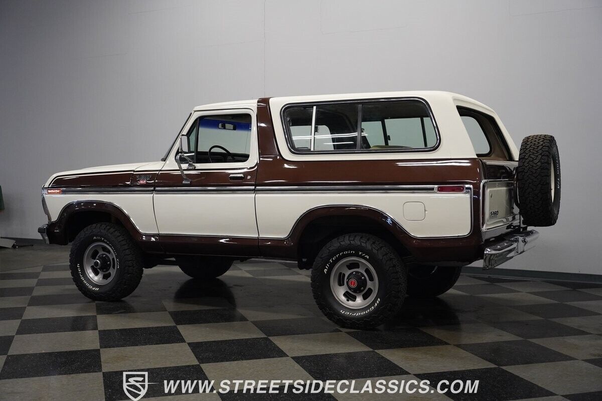 Ford-Bronco-1979-SUV-10