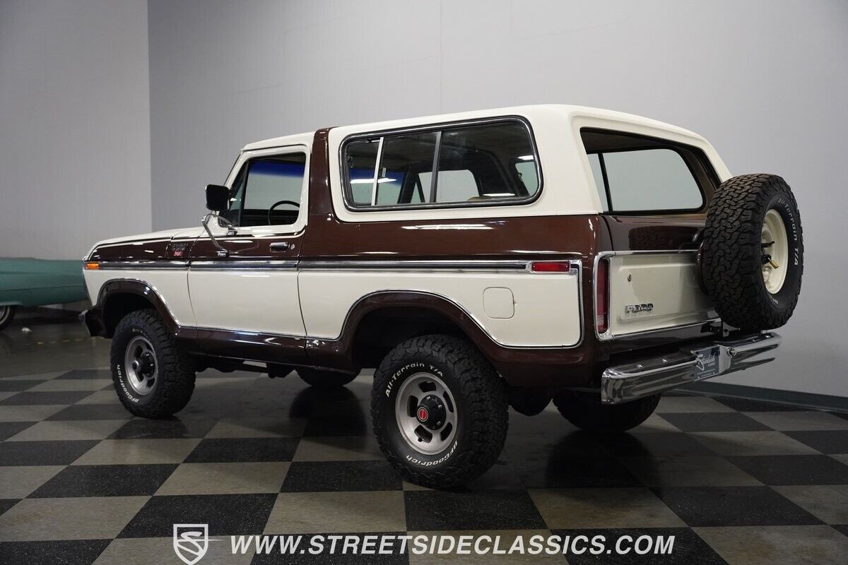 Ford-Bronco-1979-SUV-11