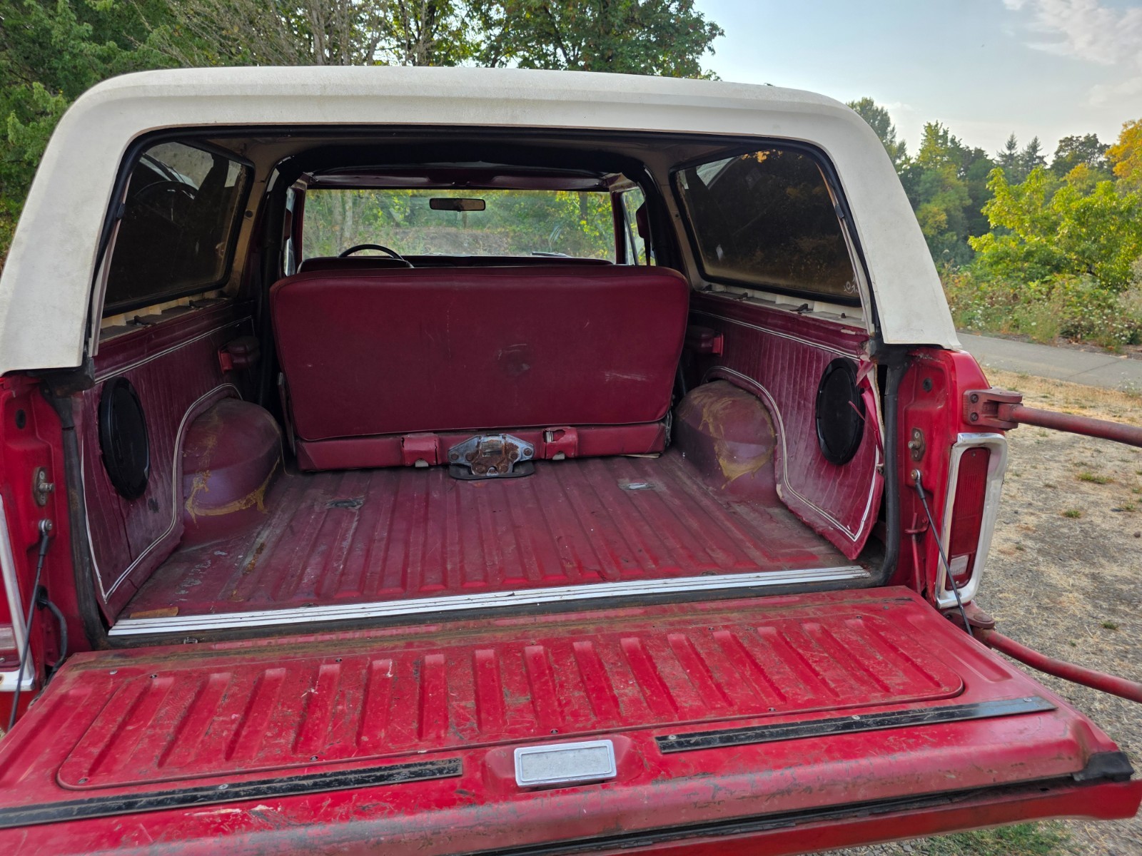 Ford-Bronco-1979-SUV-14