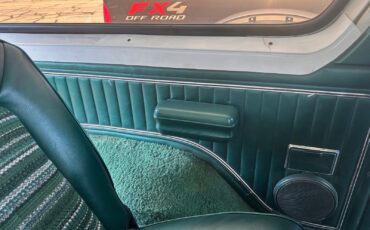 Ford-Bronco-1979-SUV-17