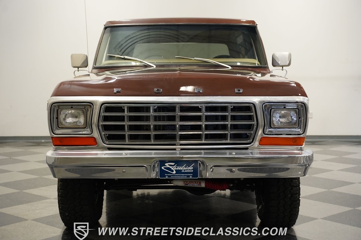 Ford-Bronco-1979-SUV-17