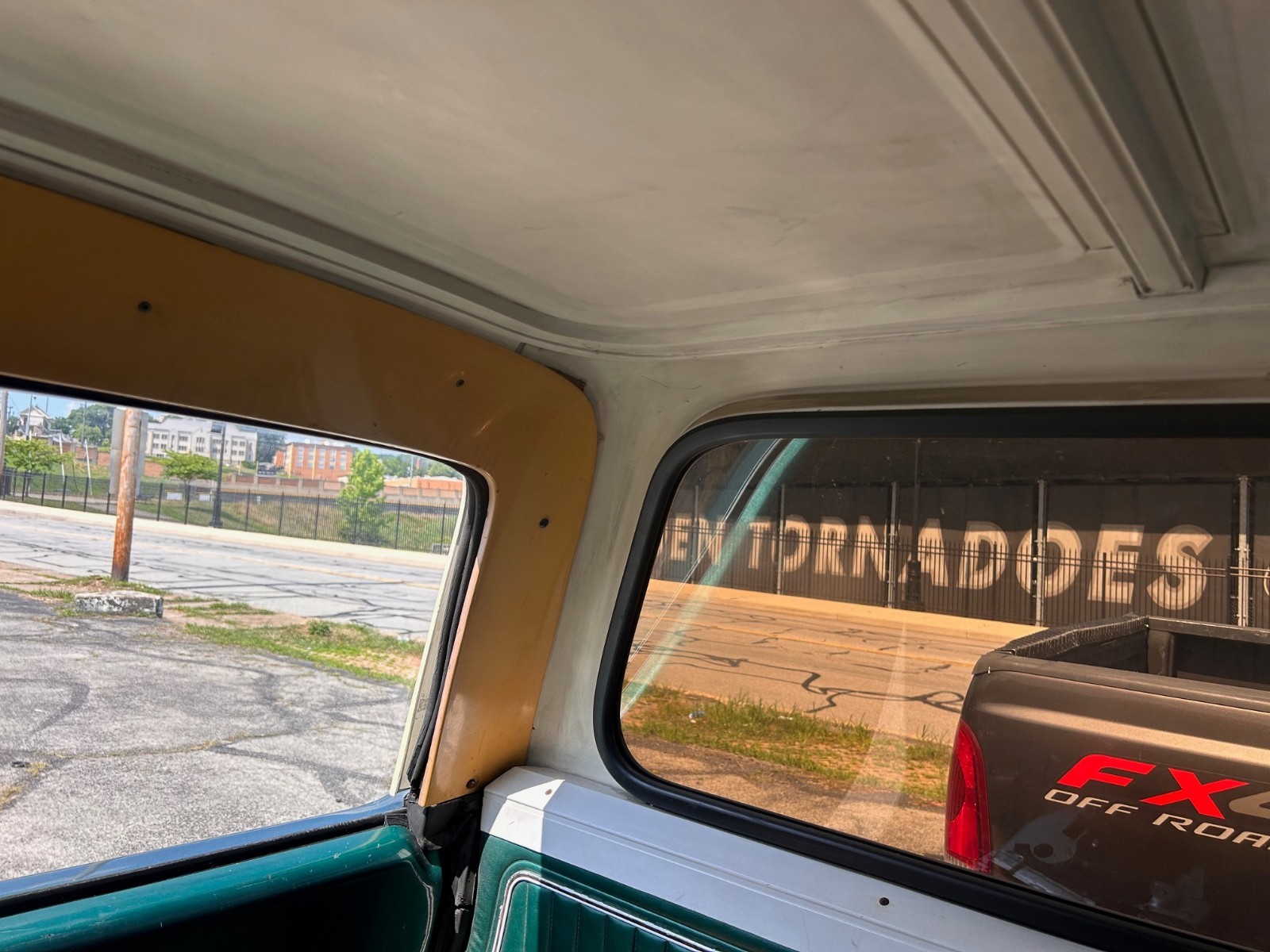 Ford-Bronco-1979-SUV-18