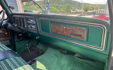 Ford-Bronco-1979-SUV-19