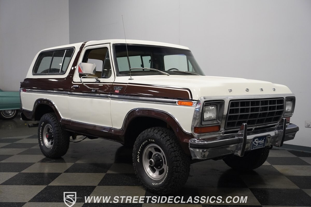 Ford-Bronco-1979-SUV-19