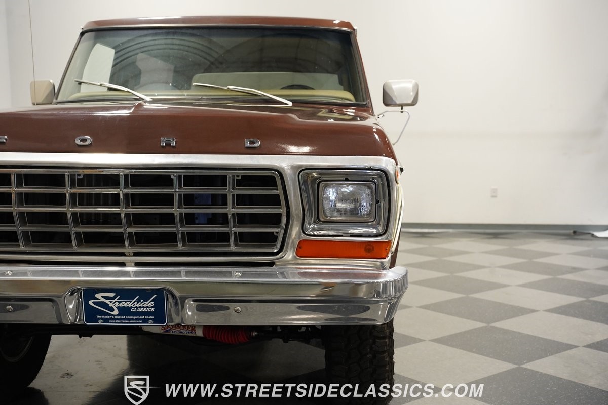 Ford-Bronco-1979-SUV-19