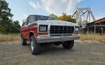 Ford-Bronco-1979-SUV-2