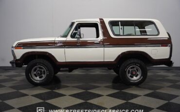 Ford-Bronco-1979-SUV-2