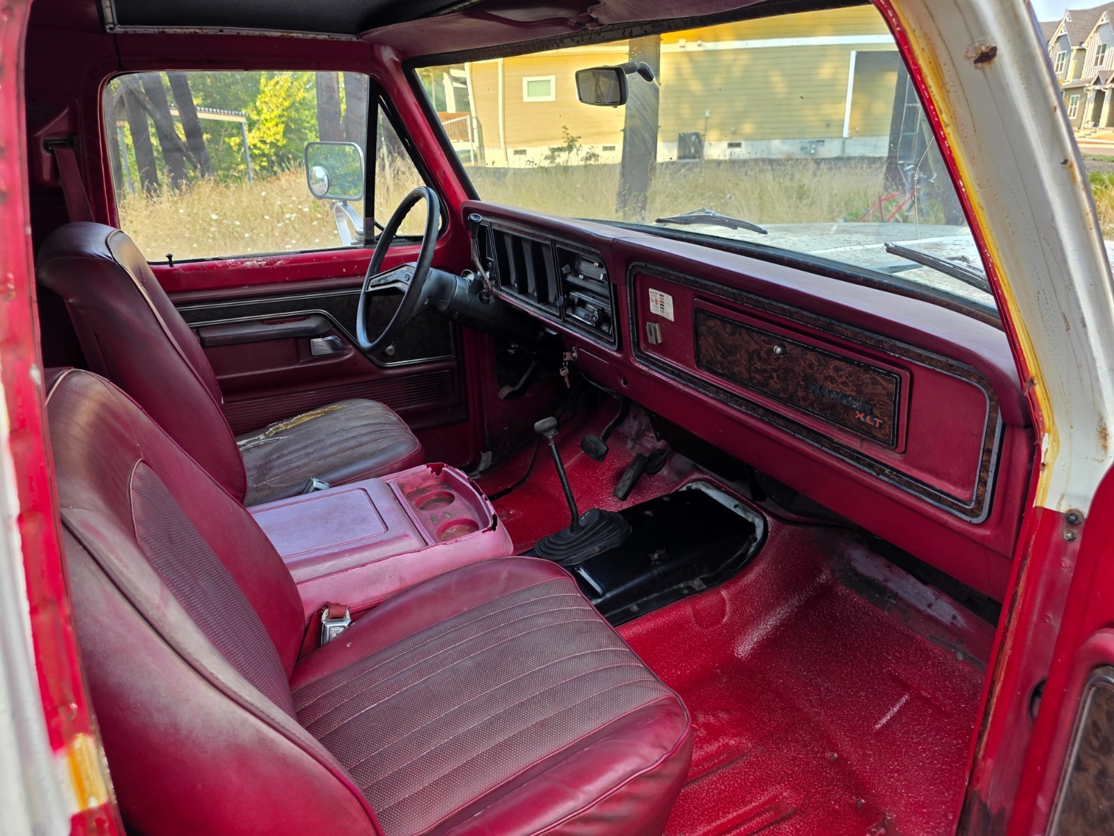 Ford-Bronco-1979-SUV-22
