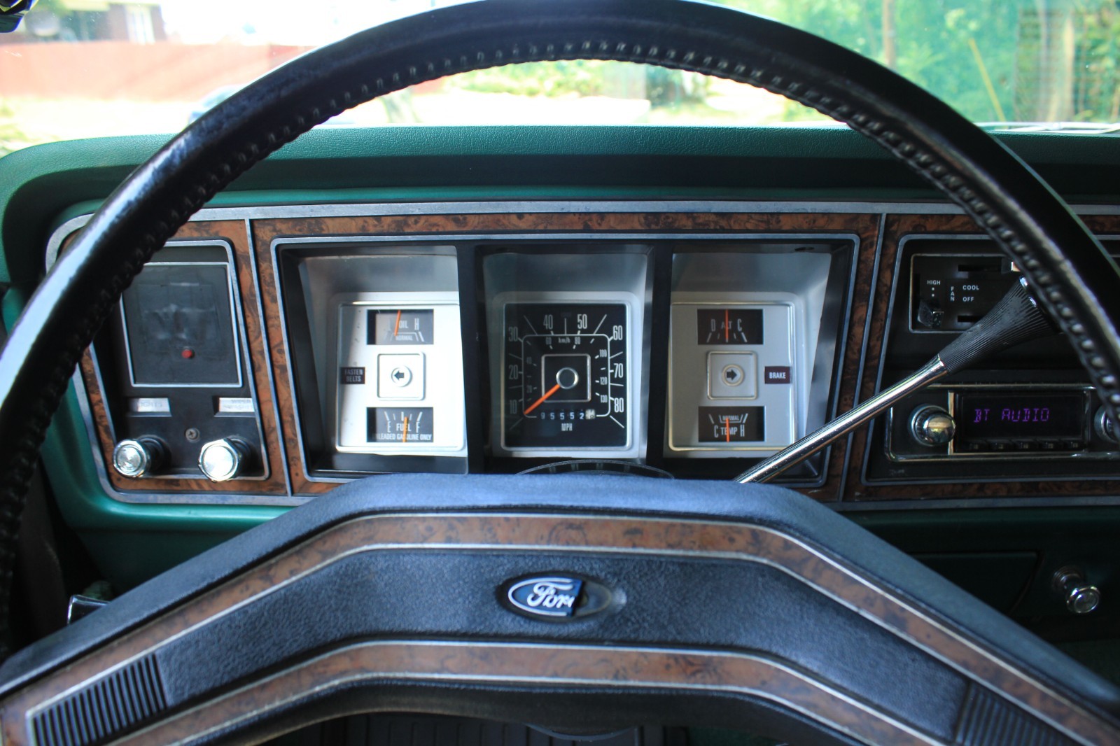 Ford-Bronco-1979-SUV-25