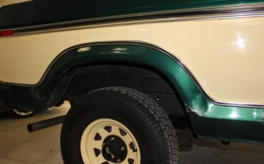 Ford-Bronco-1979-SUV-39
