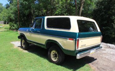 Ford-Bronco-1979-SUV-4