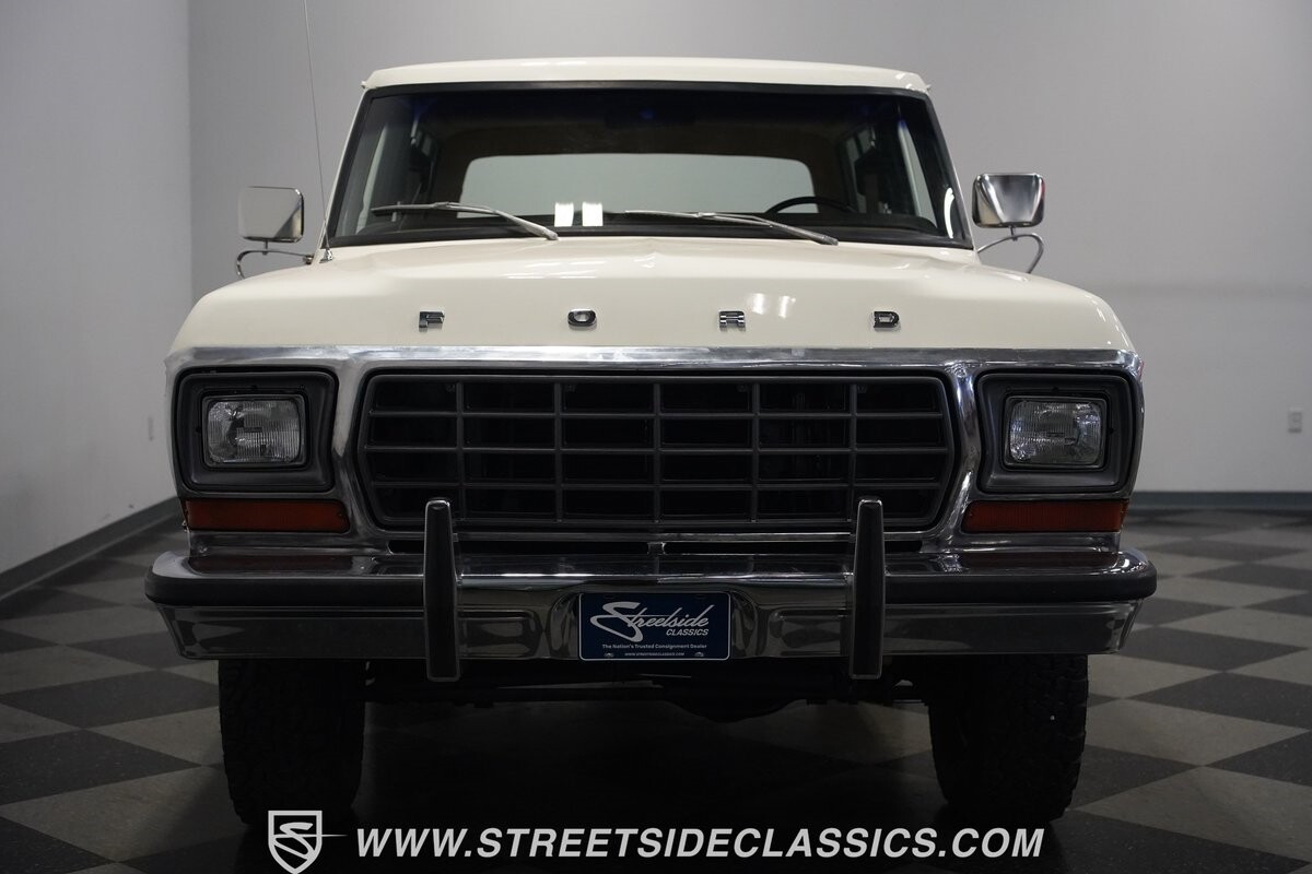 Ford-Bronco-1979-SUV-5