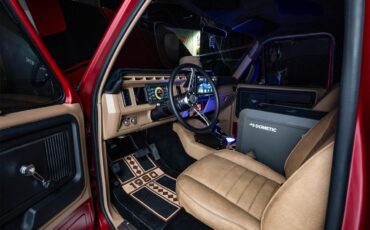 Ford-Bronco-1980-Red-Buck-SkinBlack-5