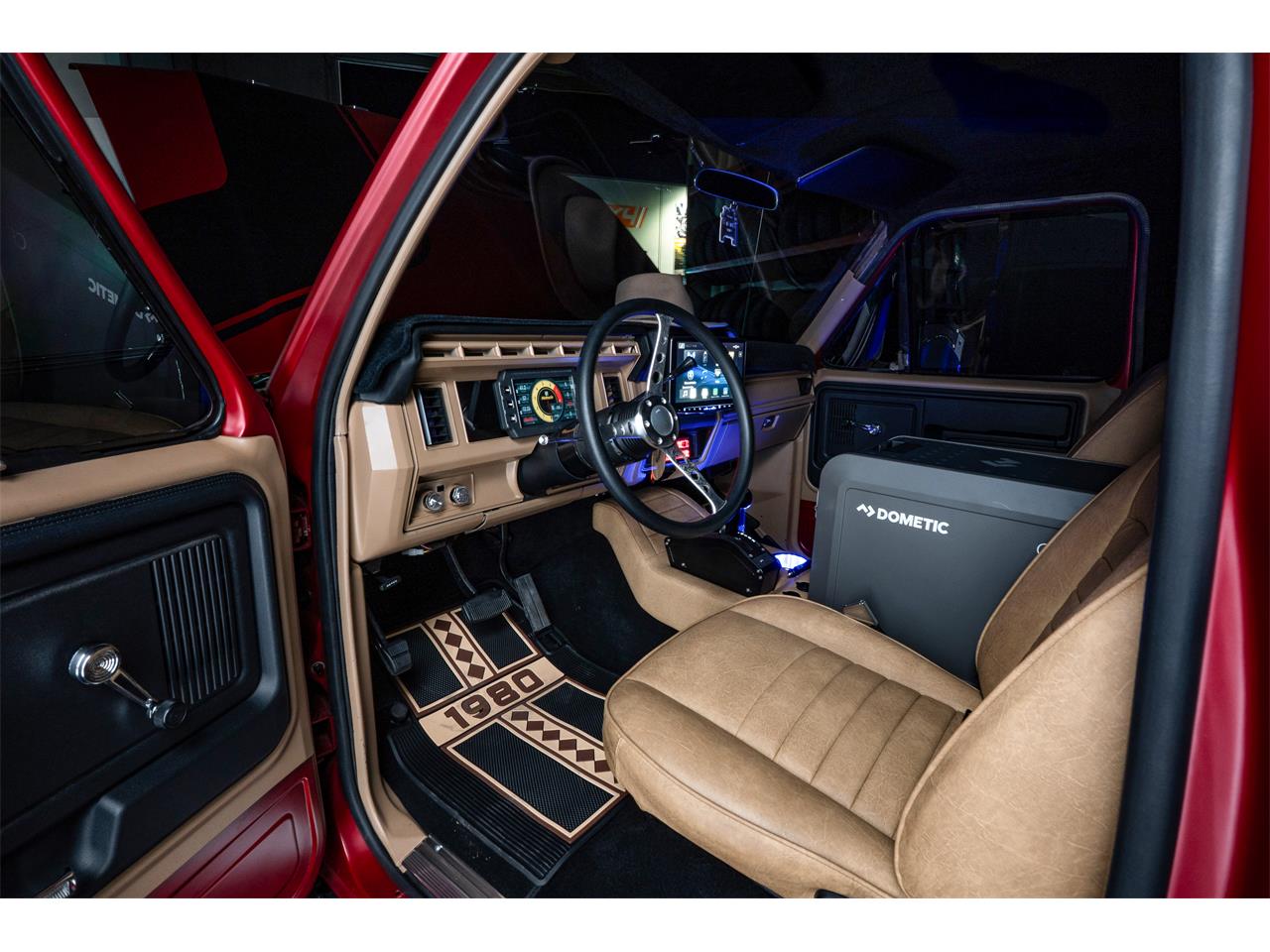Ford-Bronco-1980-Red-Buck-SkinBlack-5