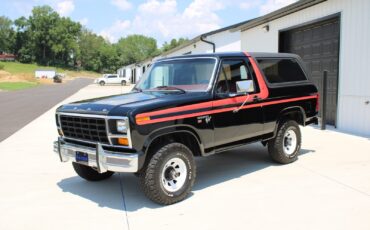 Ford-Bronco-1981-1