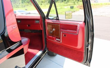 Ford-Bronco-1981-11