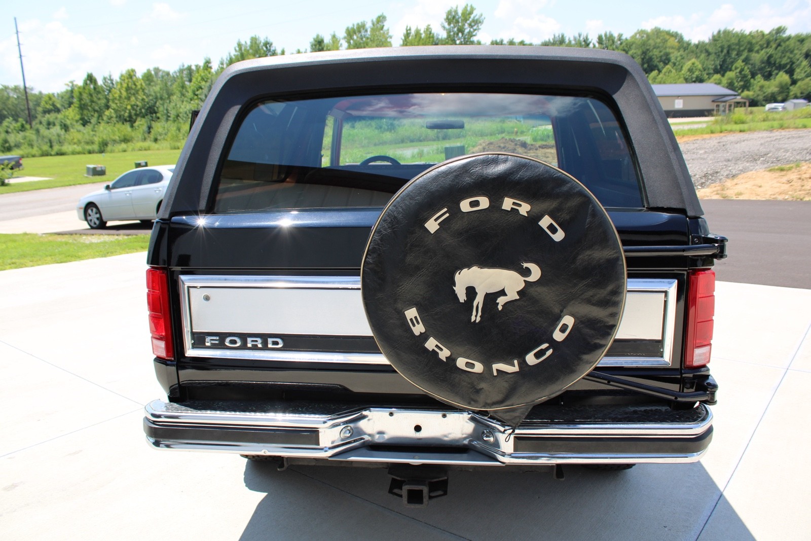 Ford-Bronco-1981-7