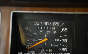 Ford-Bronco-1984-Black-20