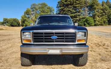 Ford-Bronco-1984-SUV-3