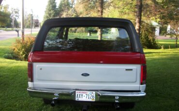 Ford-Bronco-1986-SUV-2
