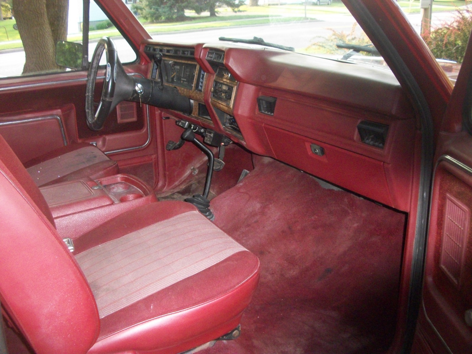 Ford-Bronco-1986-SUV-5