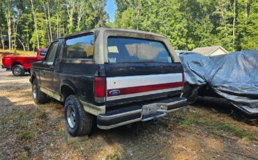 Ford-Bronco-1987-13
