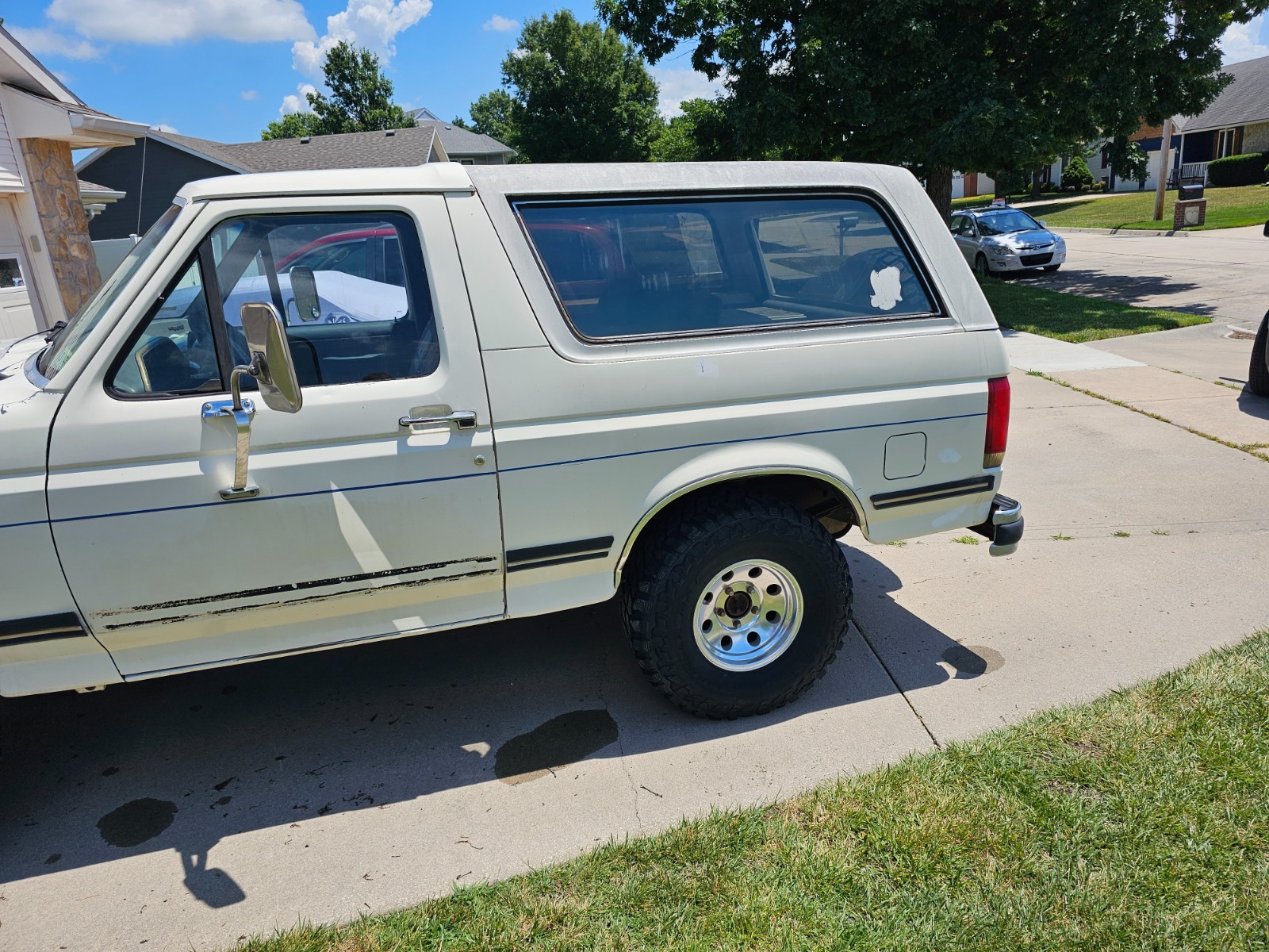 Ford-Bronco-1989-SUV-7