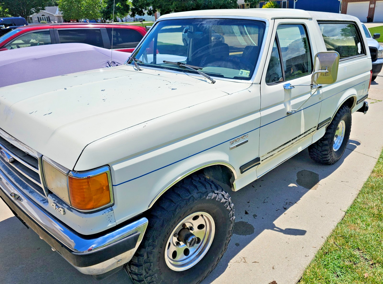 Ford-Bronco-1989-SUV