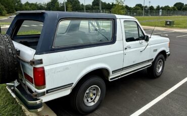 Ford-Bronco-1990-SUV-3