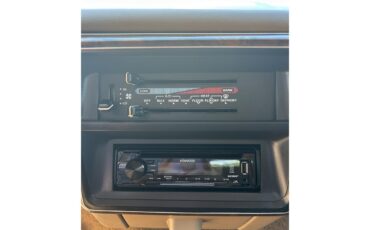 Ford-Bronco-1991-Red-Tan-23