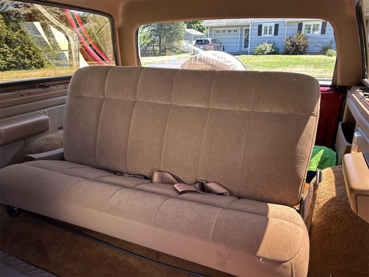 Ford-Bronco-1991-Red-Tan-24