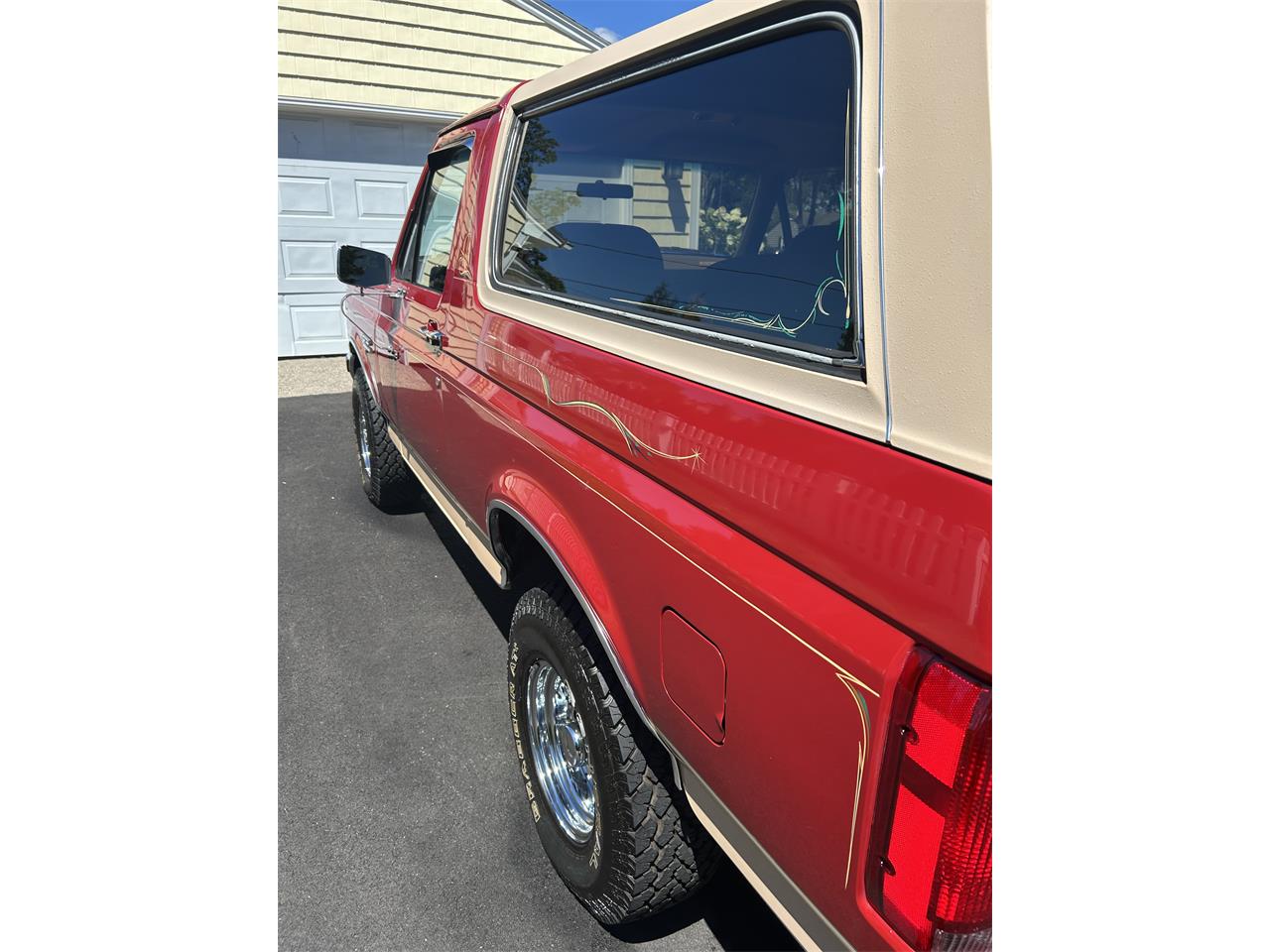 Ford-Bronco-1991-Red-Tan-3