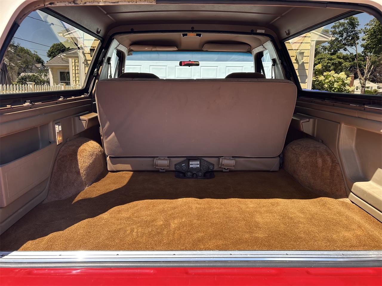 Ford-Bronco-1991-Red-Tan-6