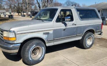 Ford-Bronco-1992-SUV